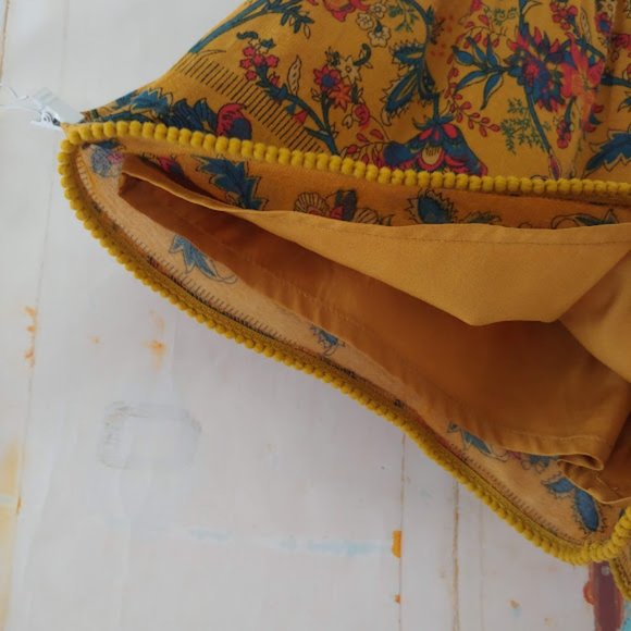 ZARA trafaluc collection multi color boho stretch waist short/XS/mustard, blue - Picture 4 of 6